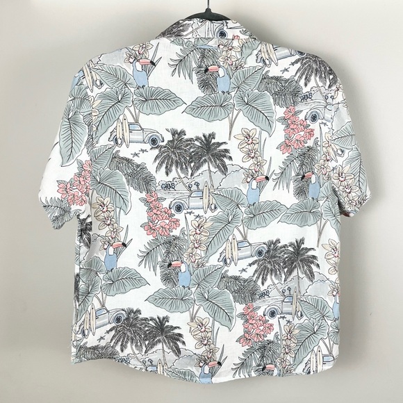 C&C California Linen Button Down Shirt - Picture 5 of 9